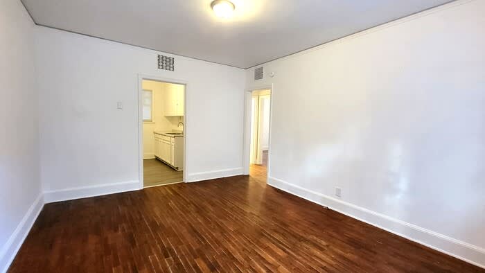 16 Franklin Street – photo 3