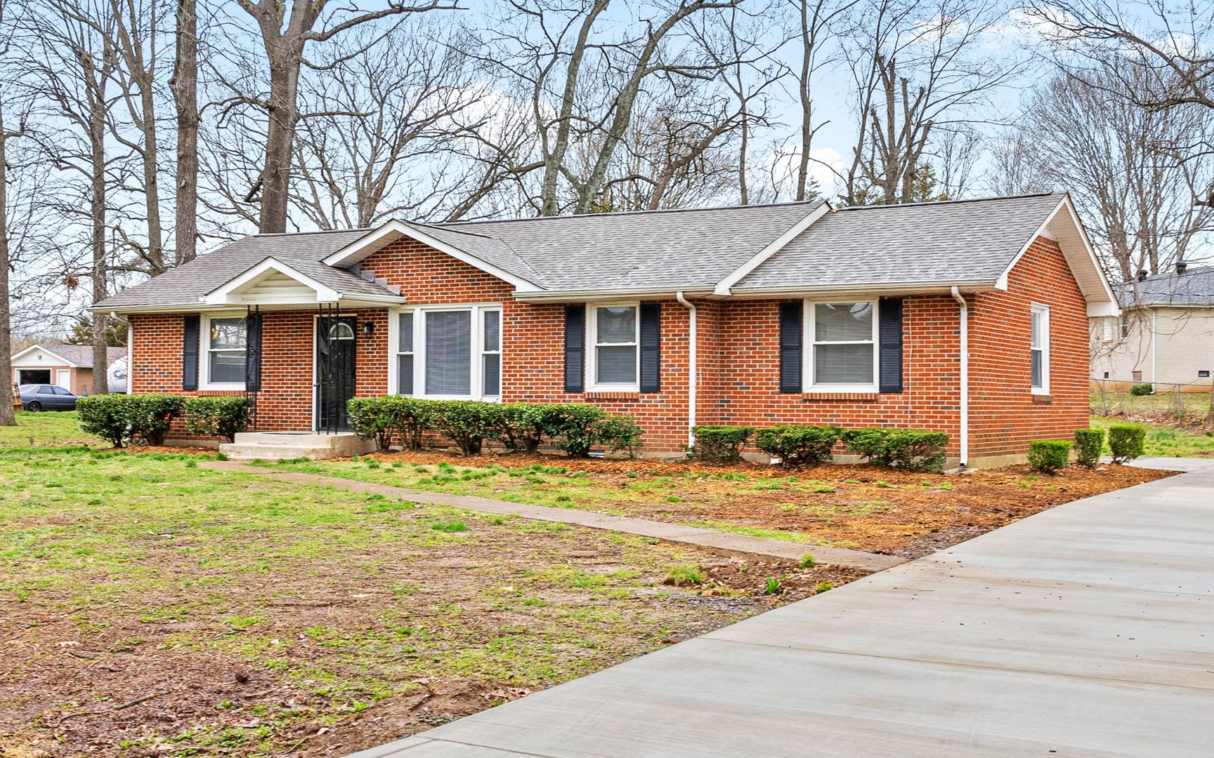 3 Bedroom 2 Bath Home For Rent in St B Area! – photo 2