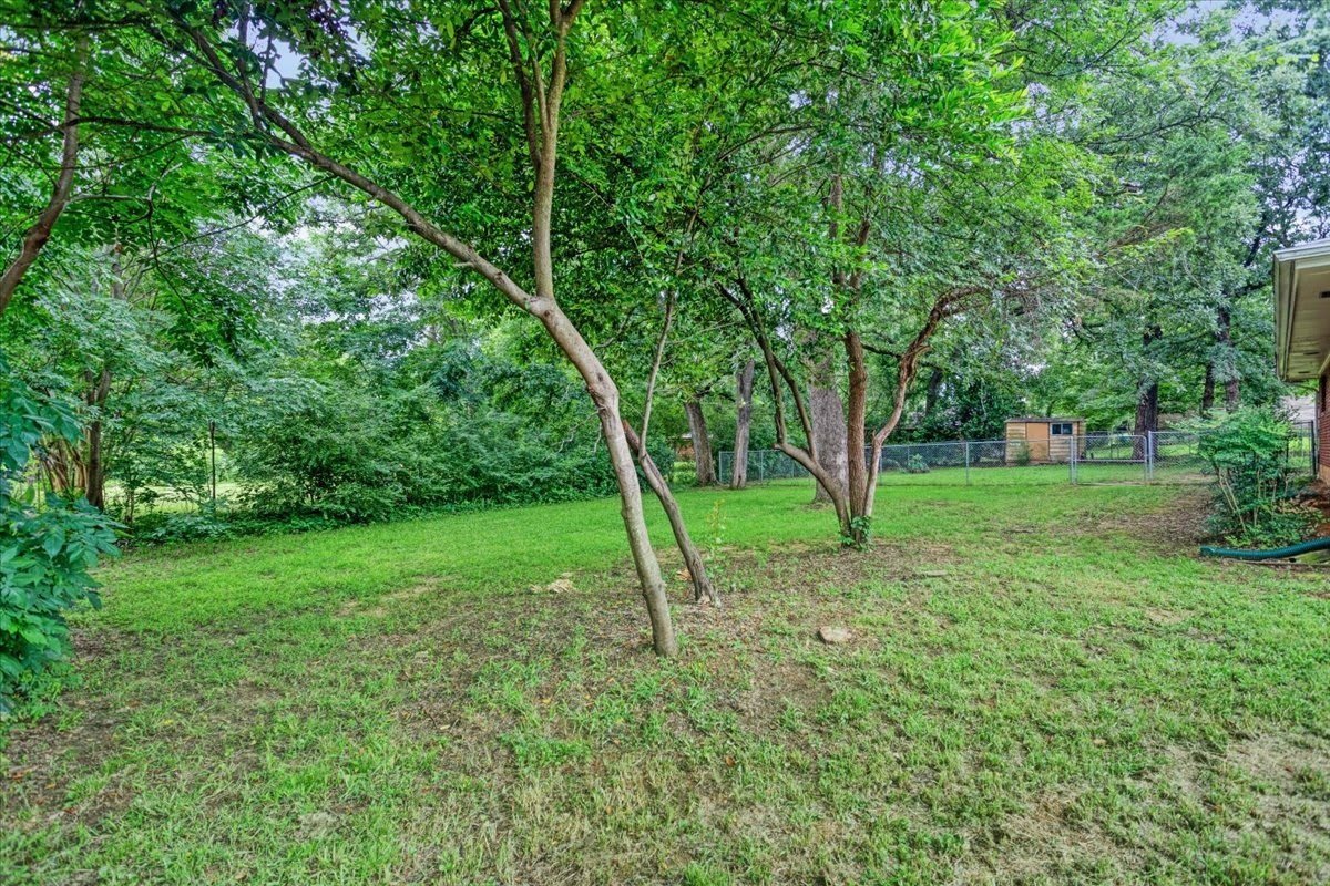 118 E Florence Street – photo 3