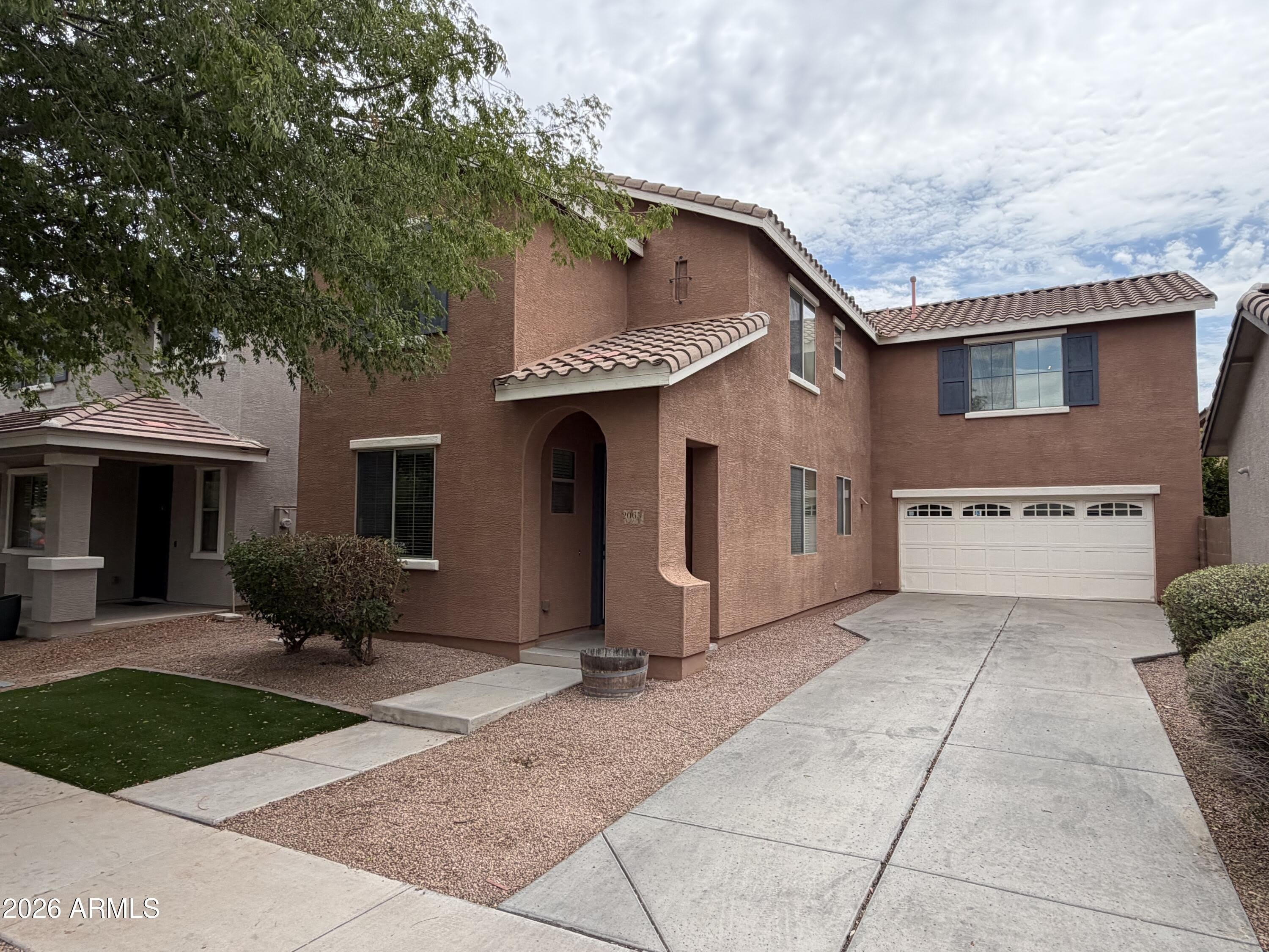 2065 S MARTINGALE Road – photo 3