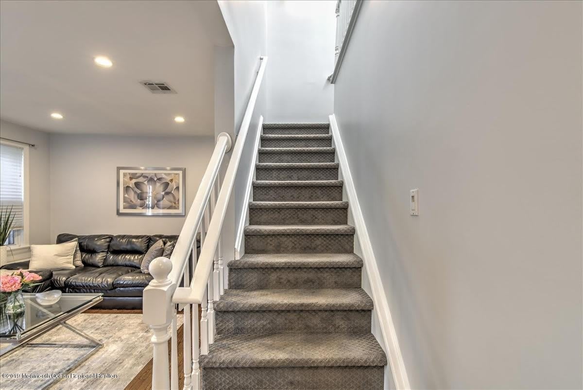 24 Mount Drive – photo 4