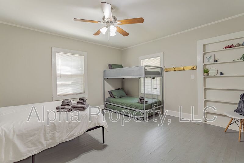 3 Frost St – photo 4
