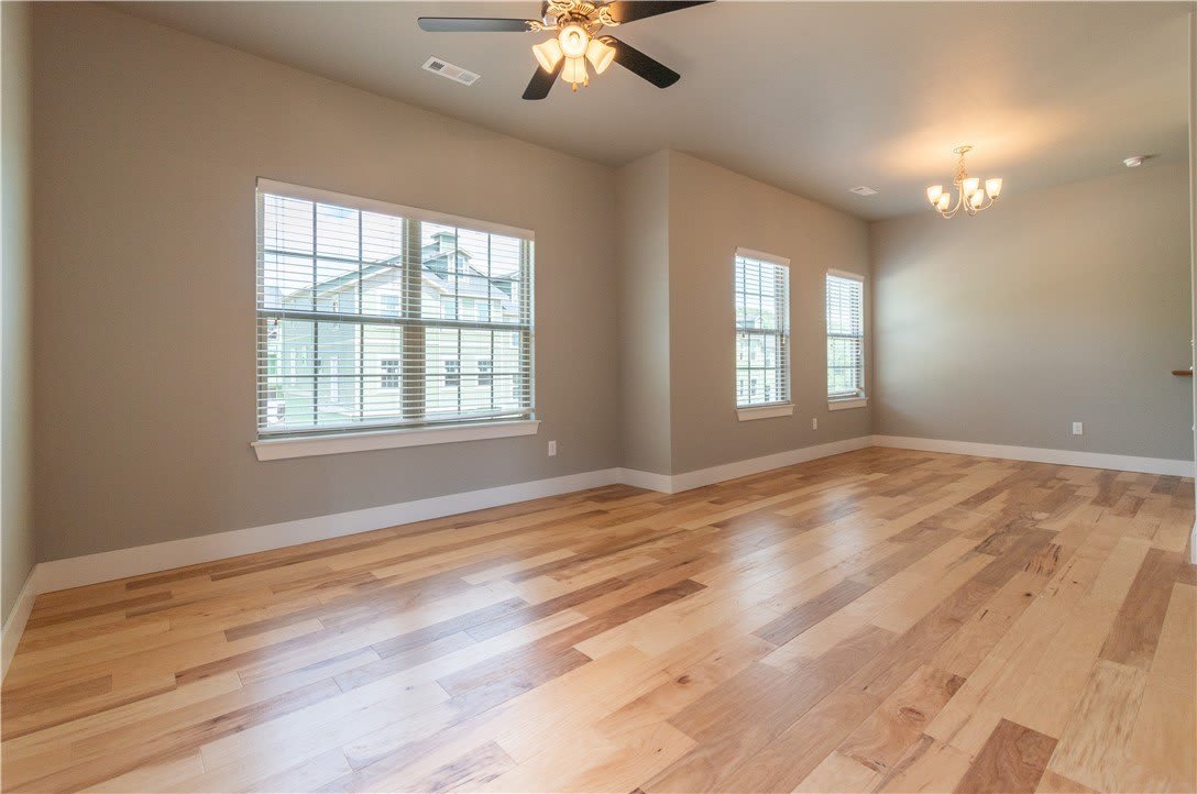 2819 W Auburn Avenue – photo 5