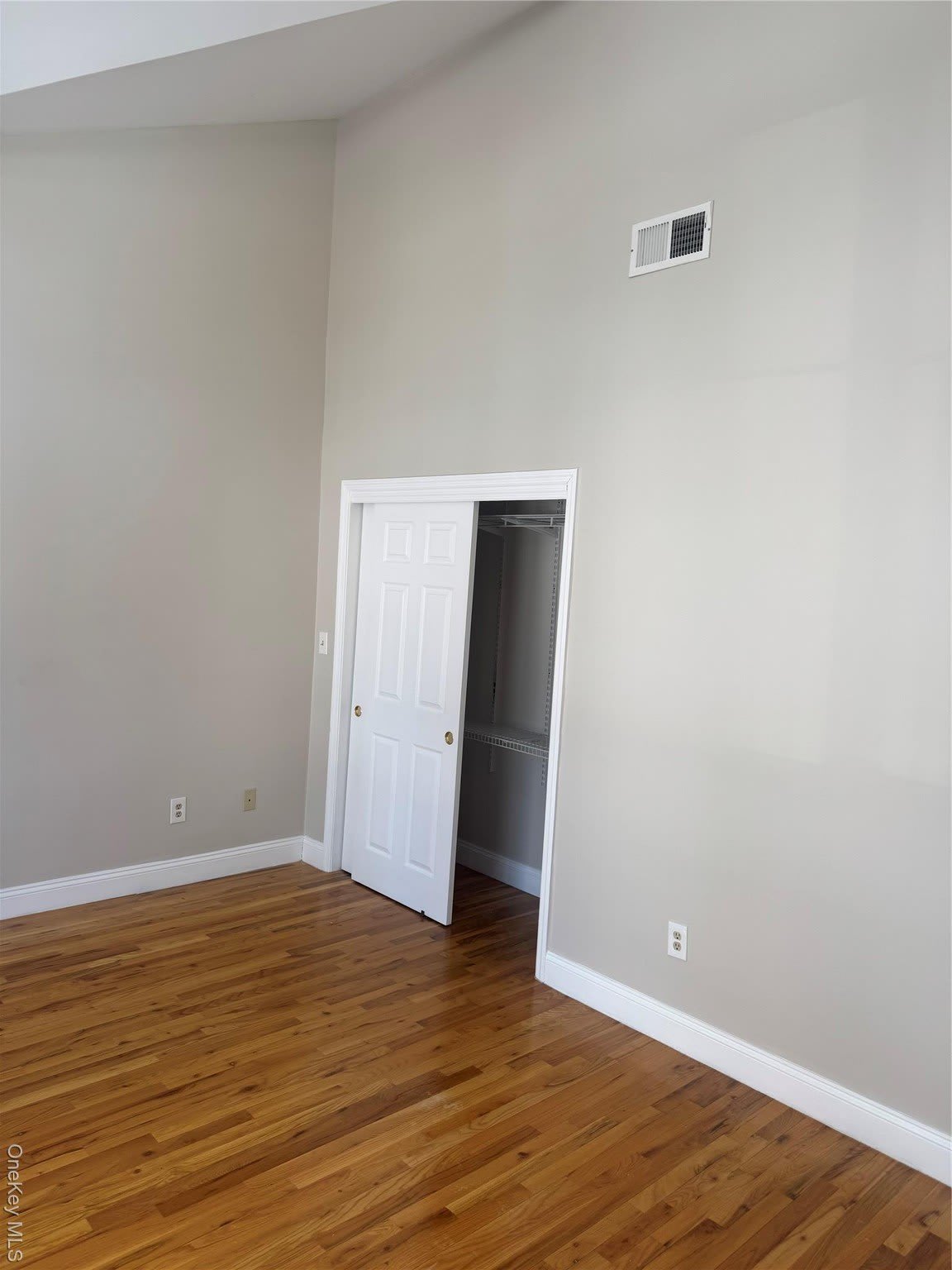 3177 Wissman Avenue – photo 3