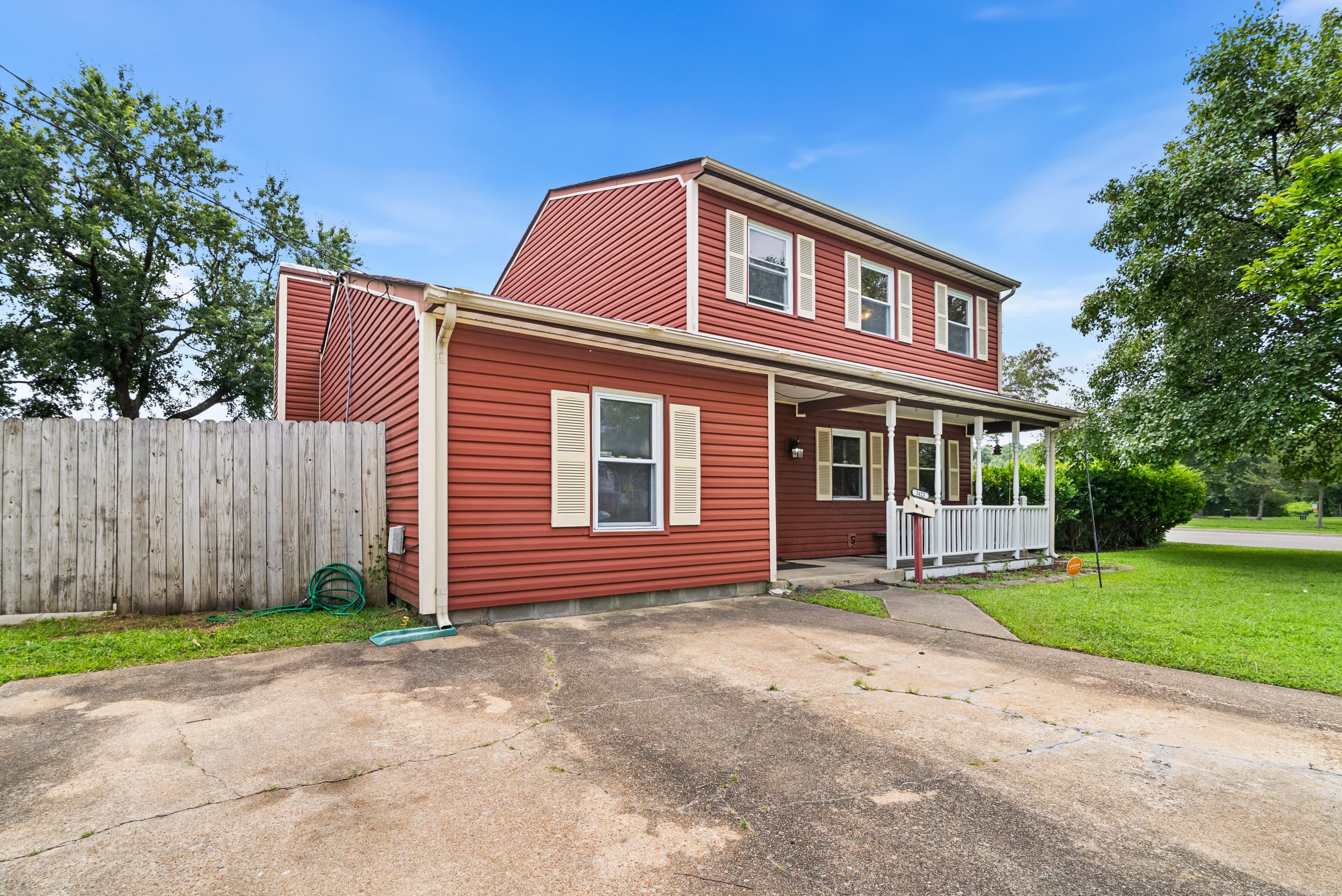 3423 Club House Road – photo 2