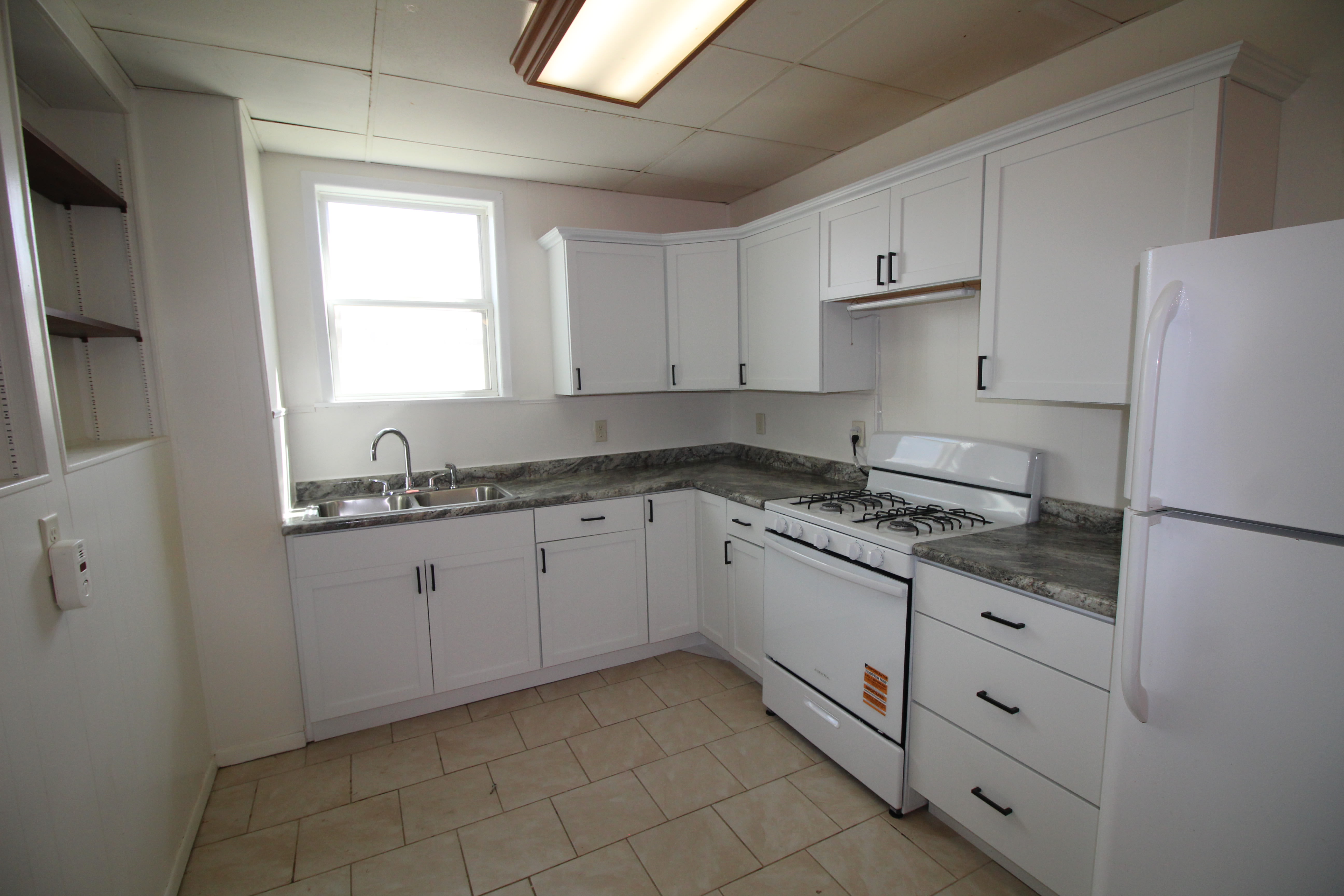 504 Wollan Street – photo 2