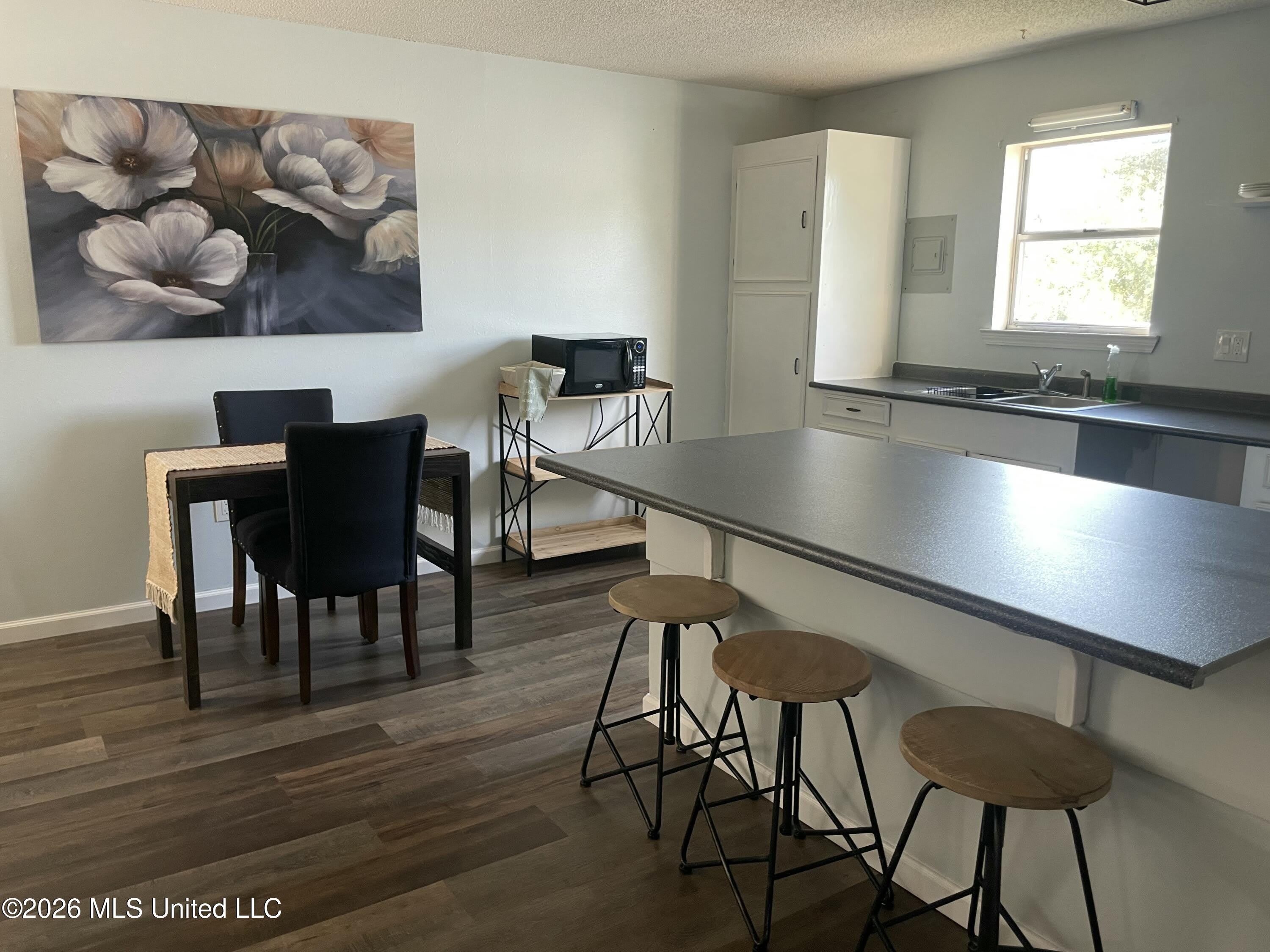20413 Longview Road Lot Back Apartment – photo 4