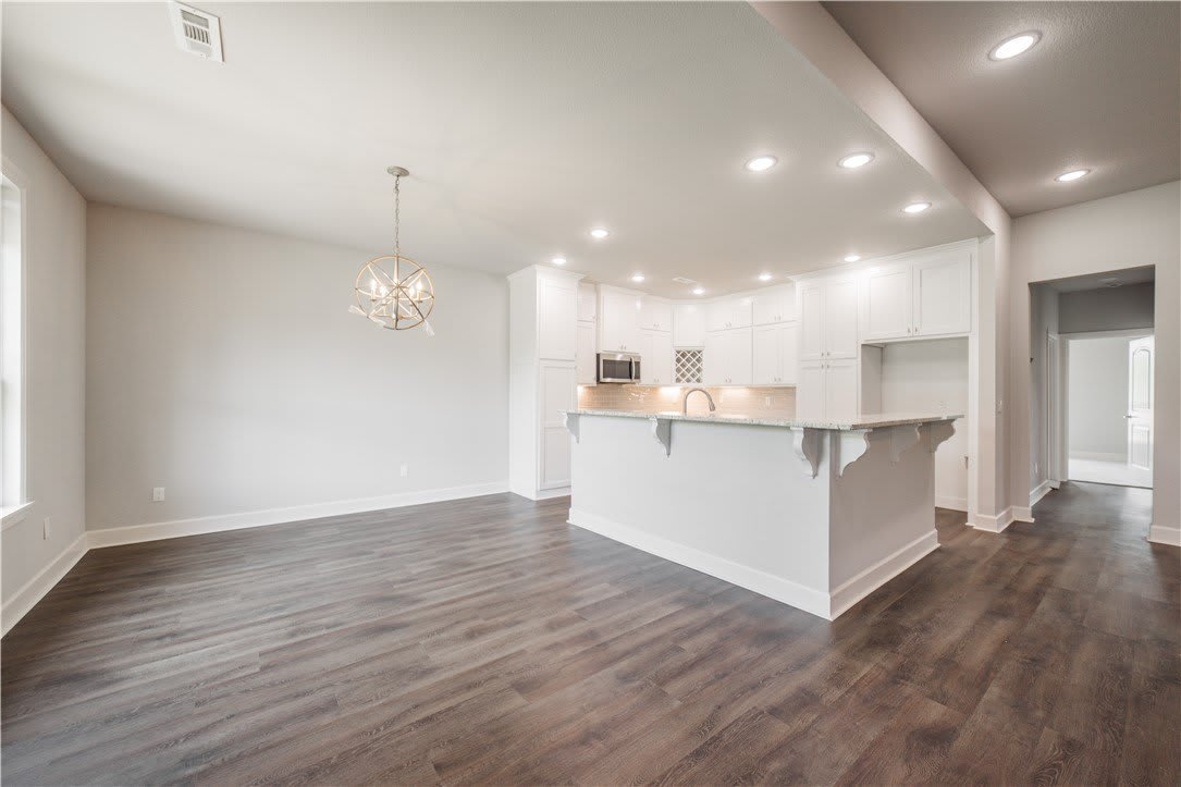 1013 Glass Street – photo 2