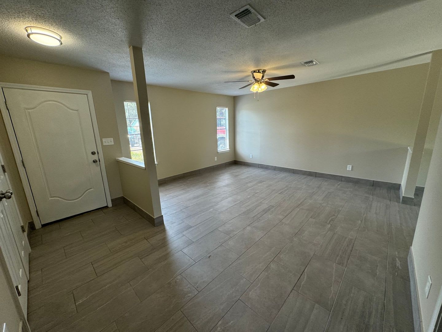 Pensacola Carlisle 3 Bedroom 2 Bathroom – photo 4