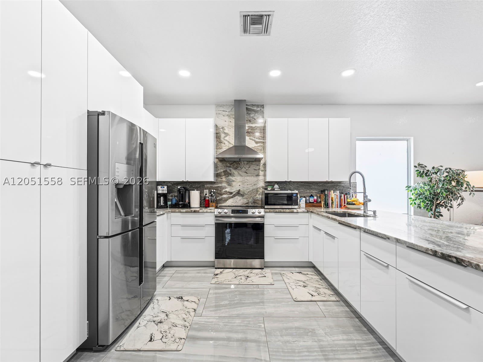135 Catania Way – photo 3