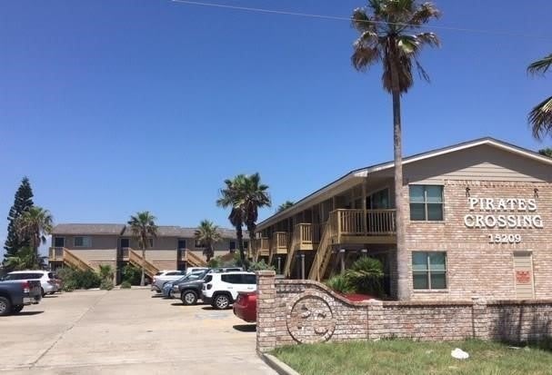 15209 Leeward Drive – photo 1
