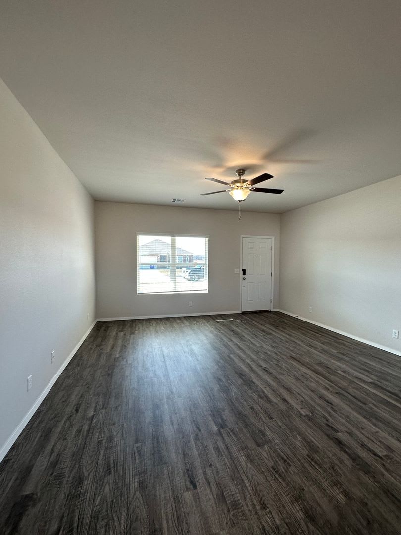 Coming Soon Pre Lease This Beautiful 3 Bedroom 2 Bath Home In Broken Arrow – photo 5