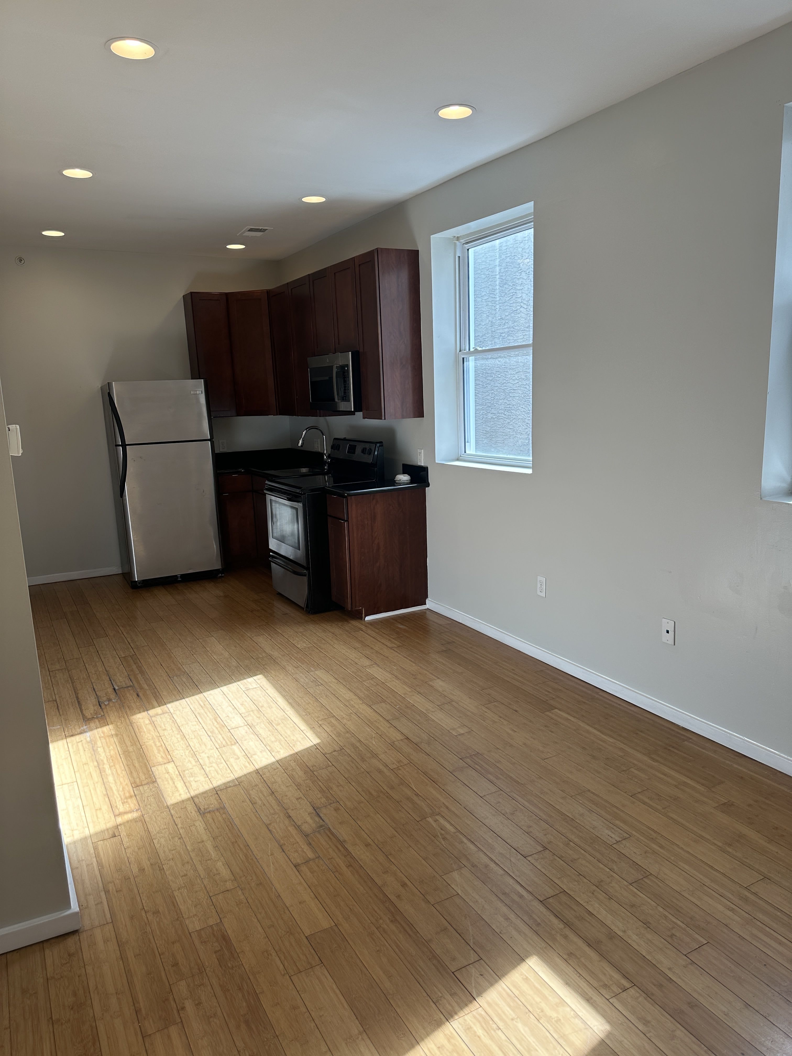 1319 N 15th St – photo 2
