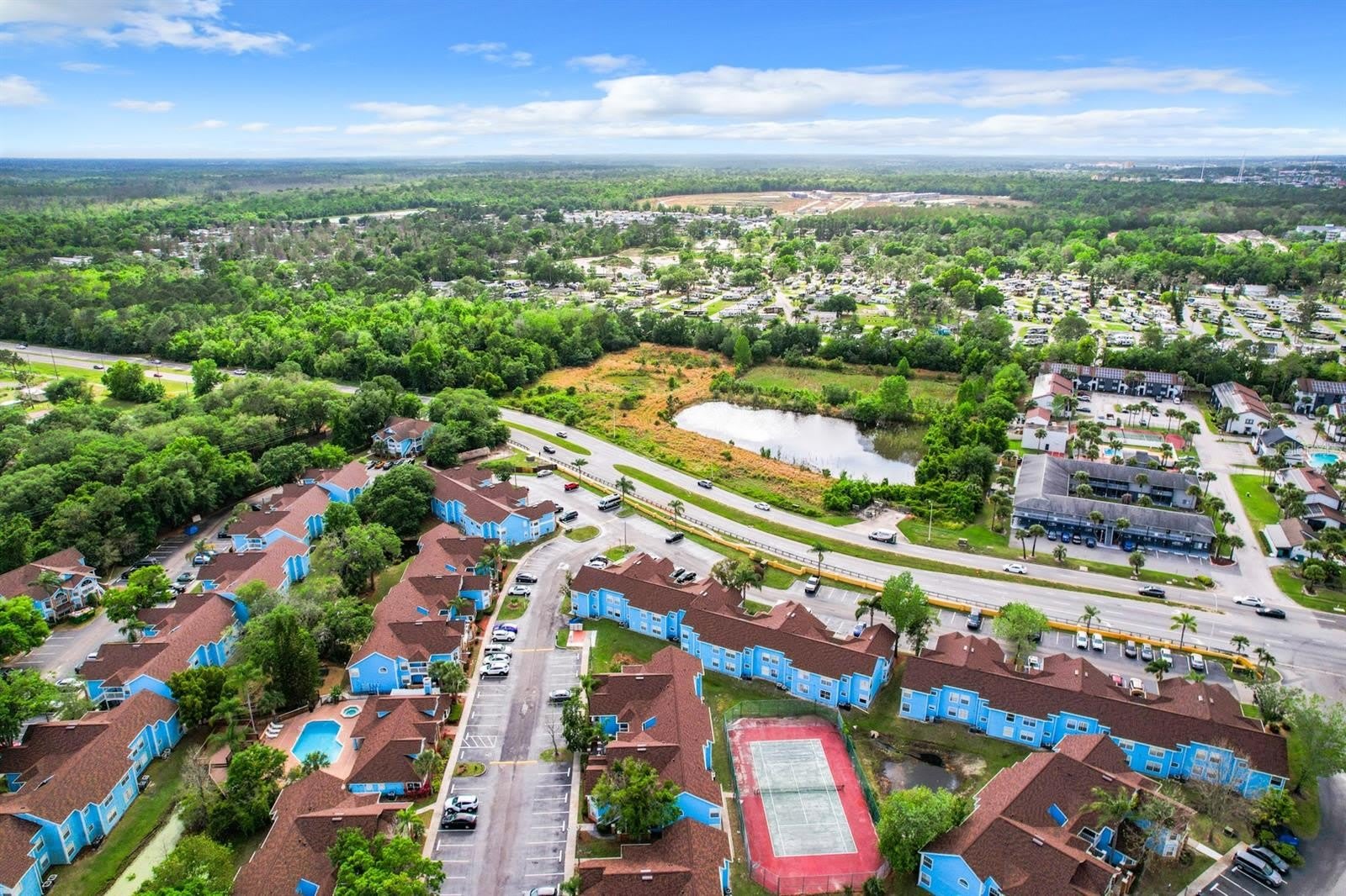 2731 N POINCIANA Boulevard – photo 2