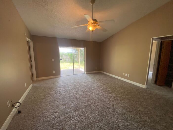14050 Ithaca Way – photo 3