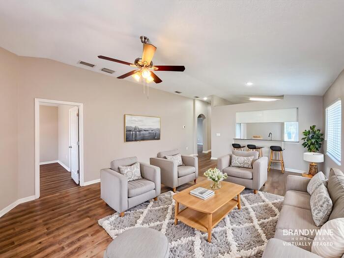 11750 Lynmoor Drive – photo 3