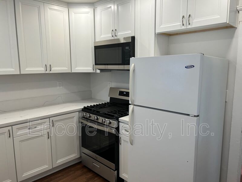 303 3rd Ave – photo 5