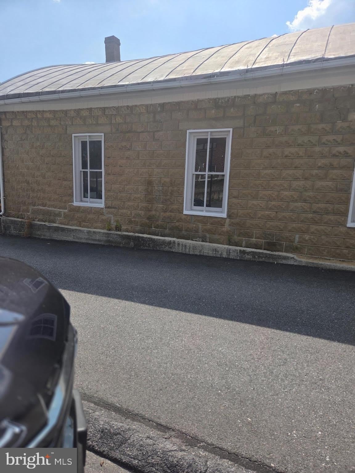 16 MAINS ALLEY – photo 2