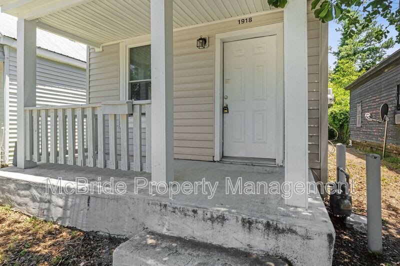 1918 Walker Street – photo 3