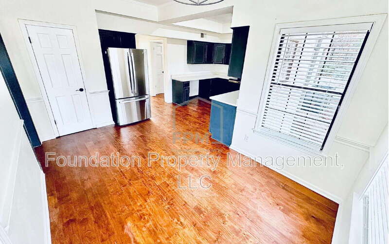 8712 Carrollwood Lane – photo 2