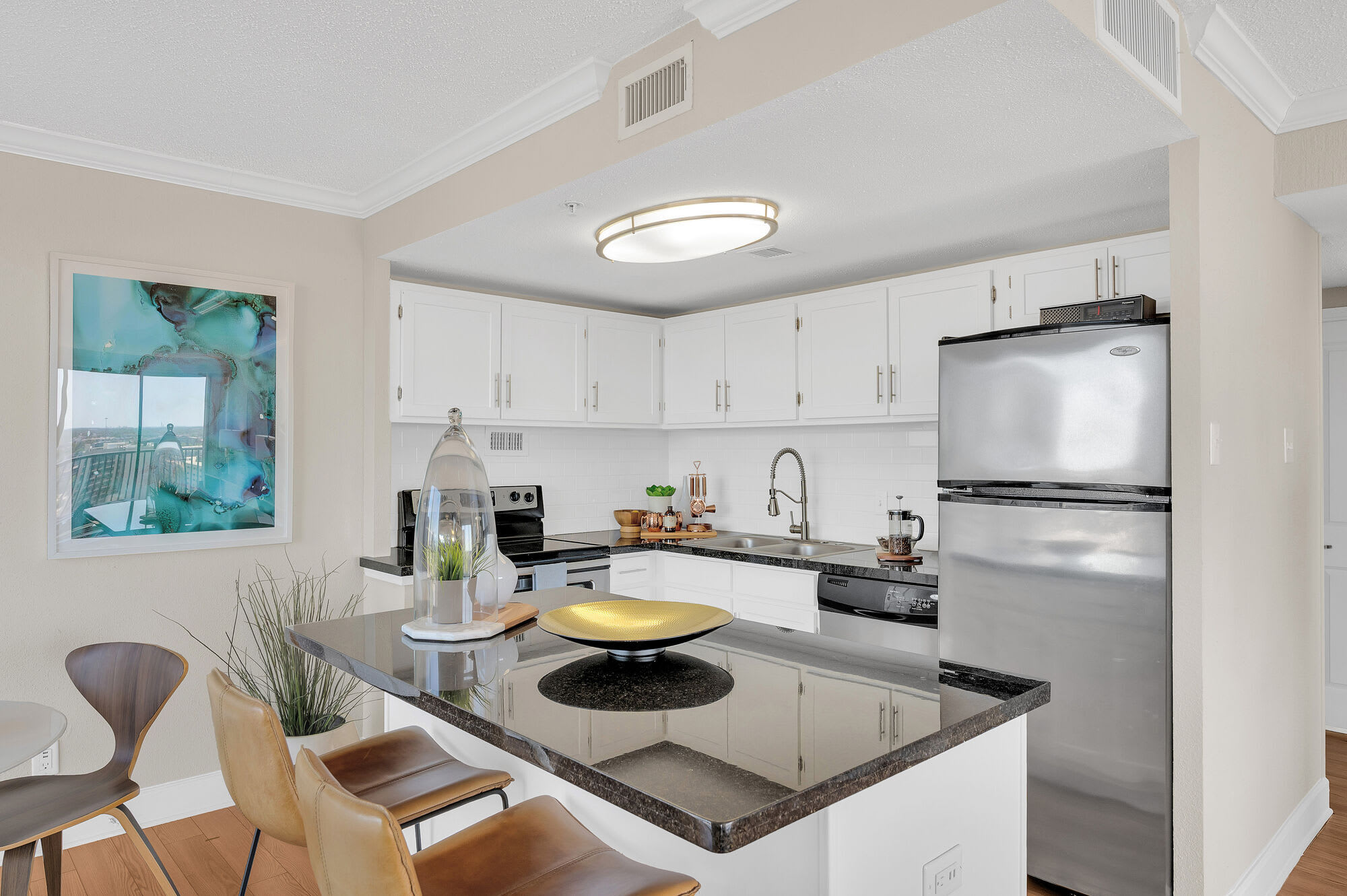 Houston House – photo 3