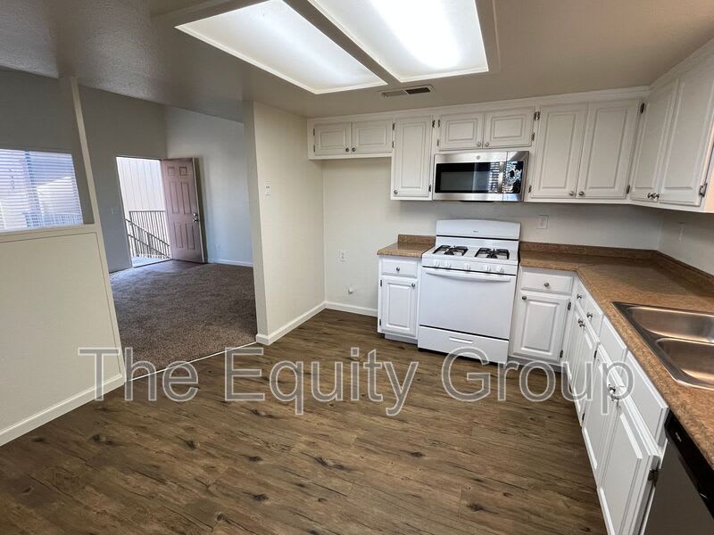 3926 W. Meadow Ave – photo 4