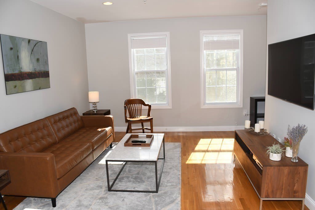 280 River St – photo 2