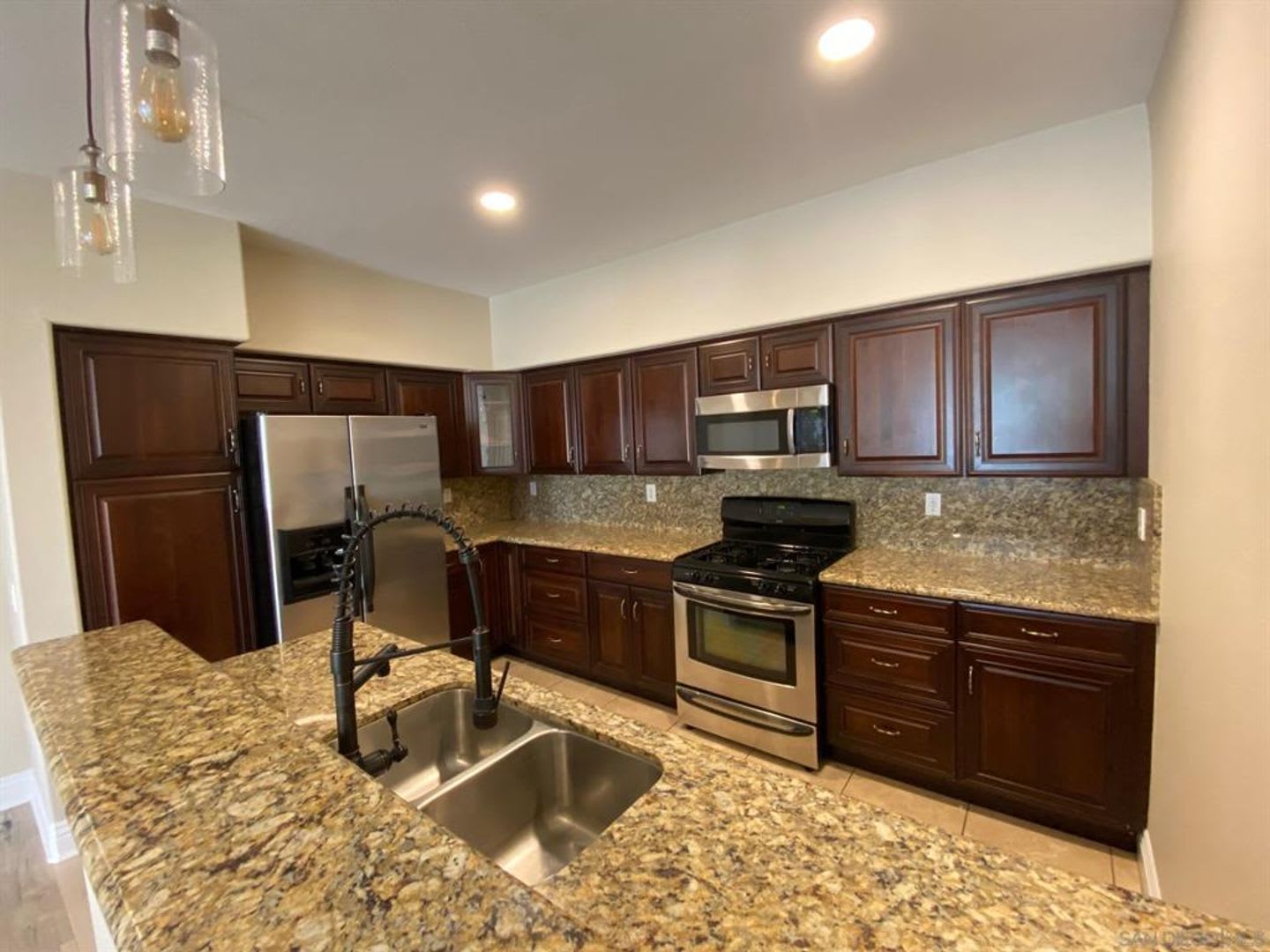 Beautiful 2-bedroom, 2-bath in the heart of Carmel Valley – photo 5
