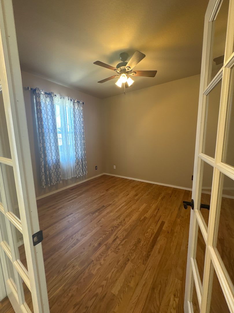 Pine Creek Beauty! 5 bedroom, 3.5 bath Home – photo 3