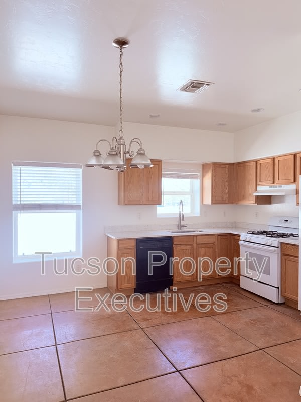 324 West 23rd Street – photo 2