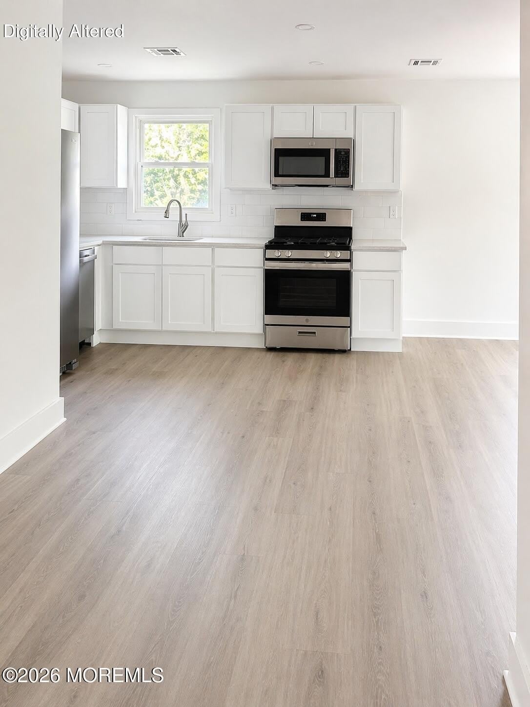 506 Bath Avenue – photo 2