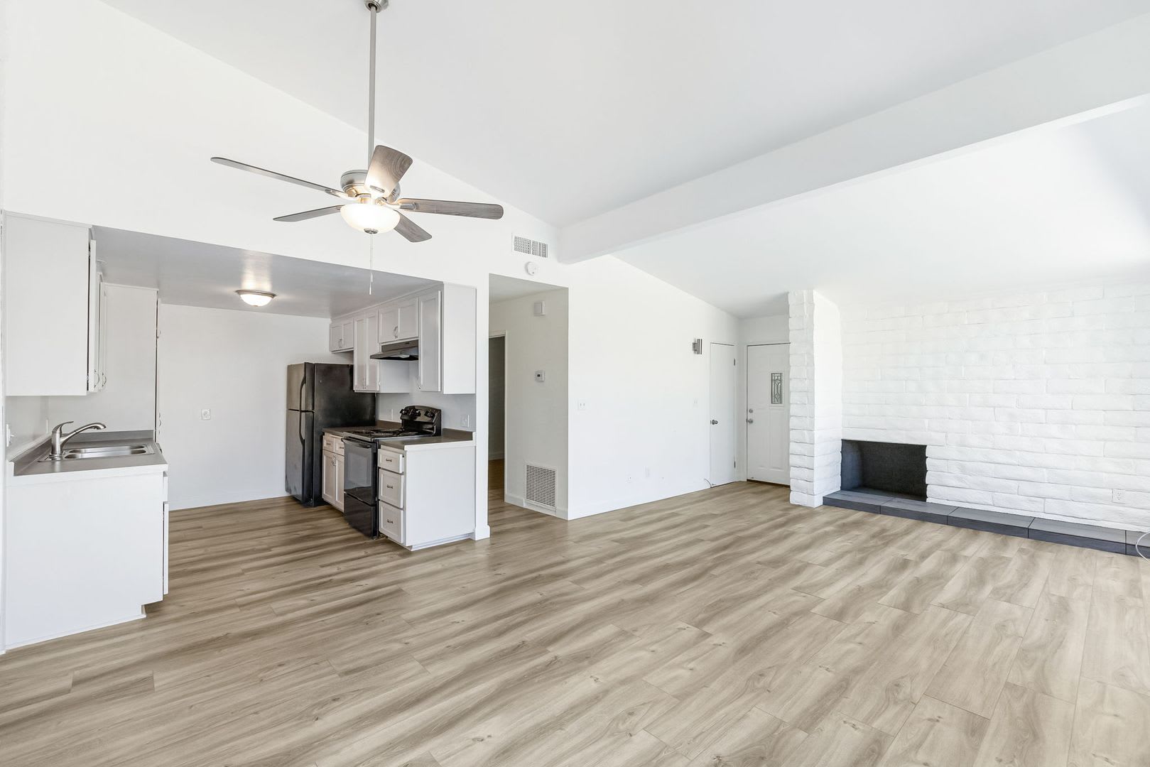 Limited-Time Move-In Special – 1 Month Free! – photo 3