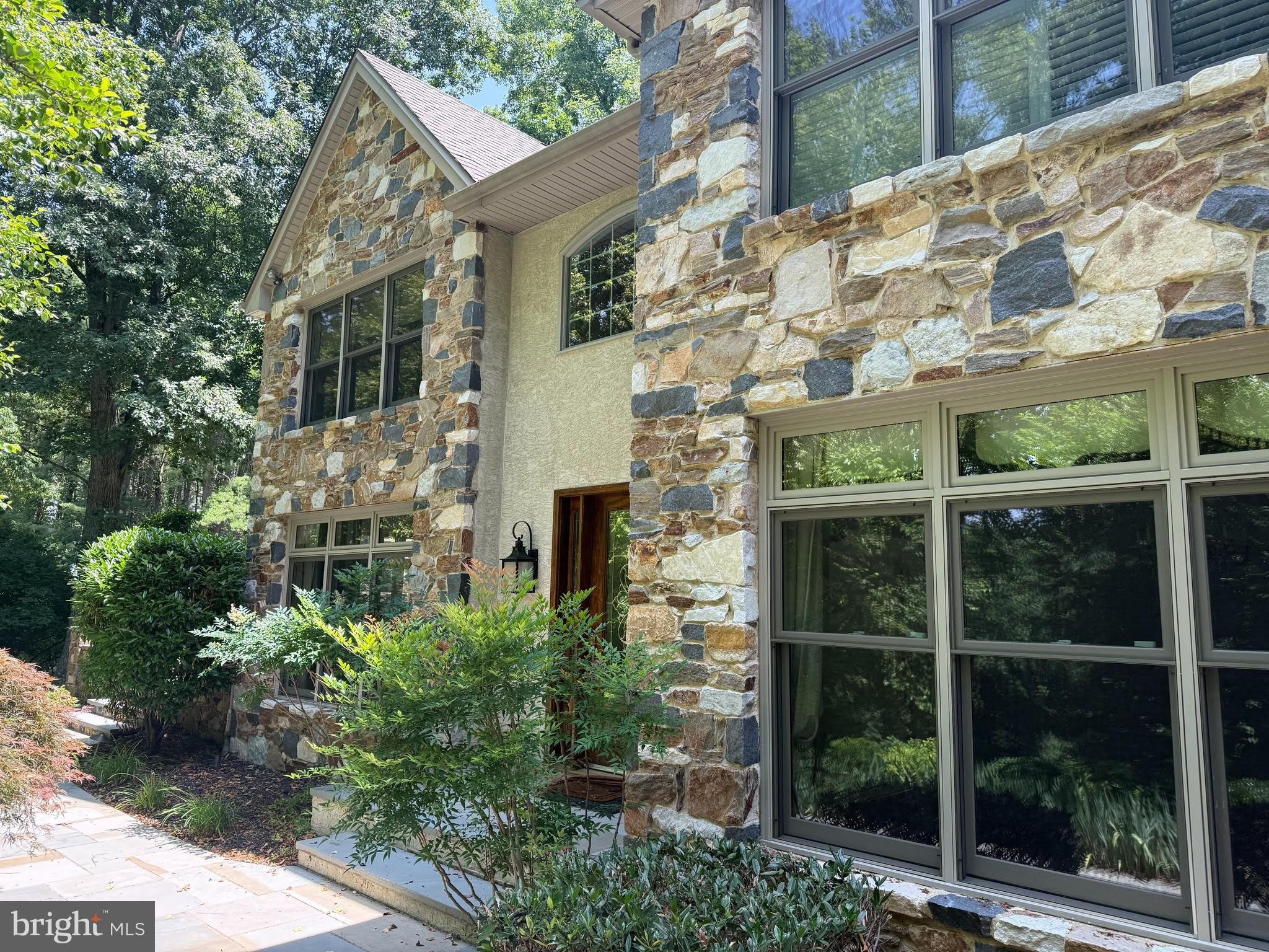 1714 HICKORY HILL Road – photo 2