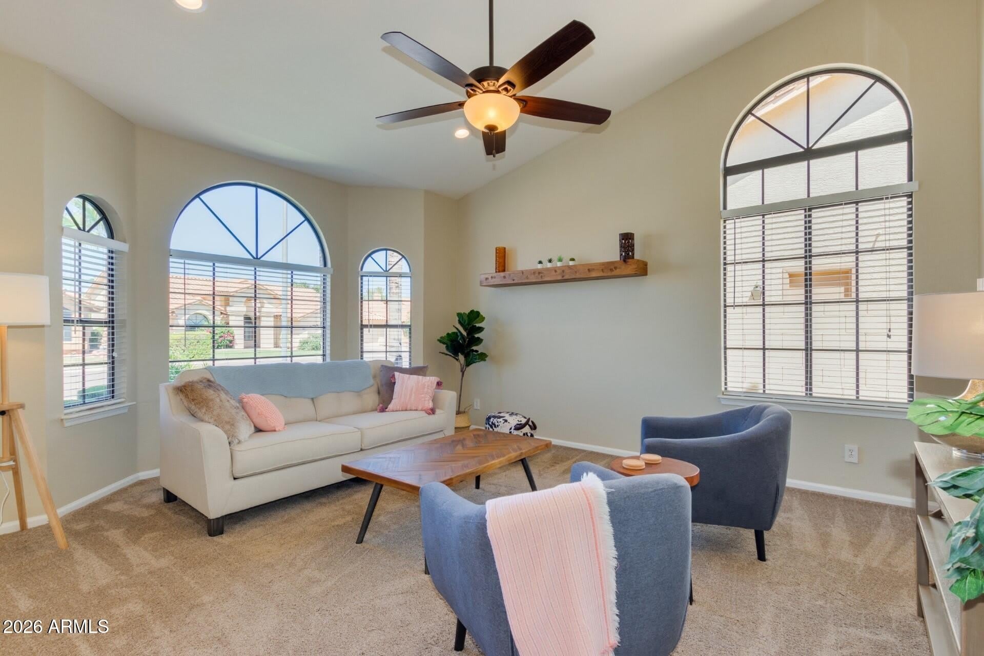 1585 W Honeysuckle Lane – photo 4
