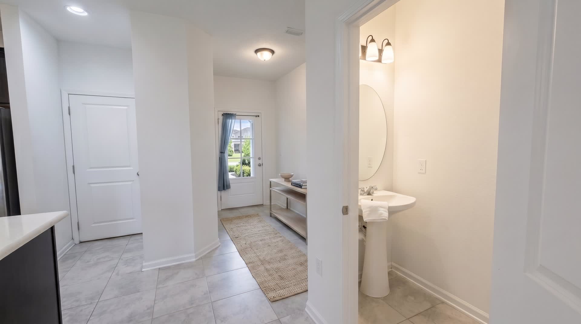 Luxury Townhome with Garage & Resort-Style Amenities in 32092 – photo 3