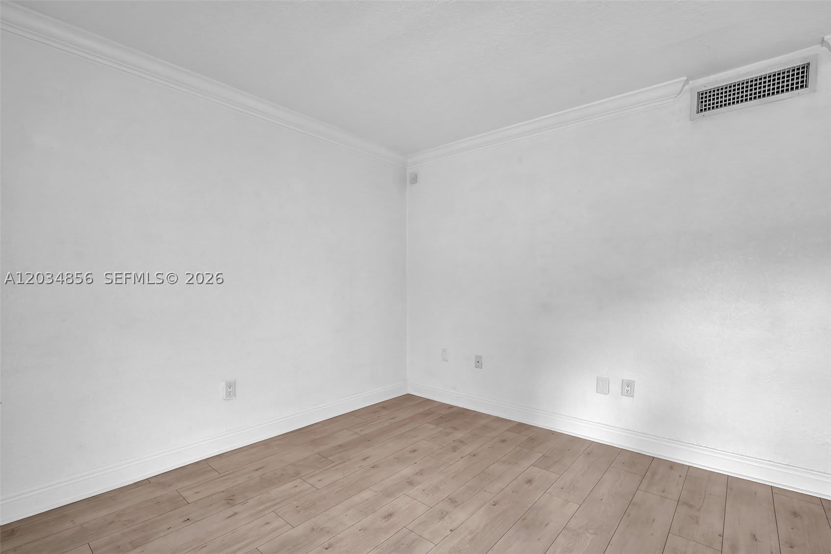 3245 Virginia St – photo 3
