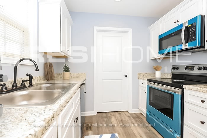 608 Anna's Way – photo 4