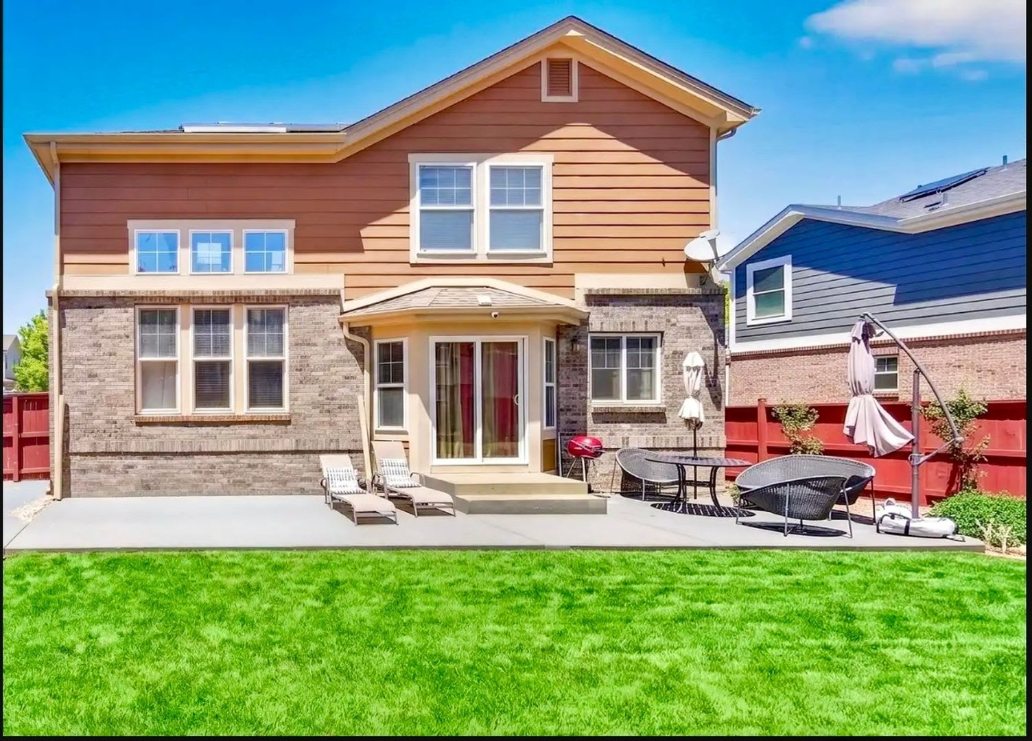 Charming 3BR House in Aurora – photo 2