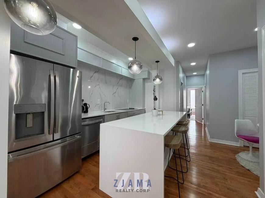 671 Flatbush Avenue – photo 3