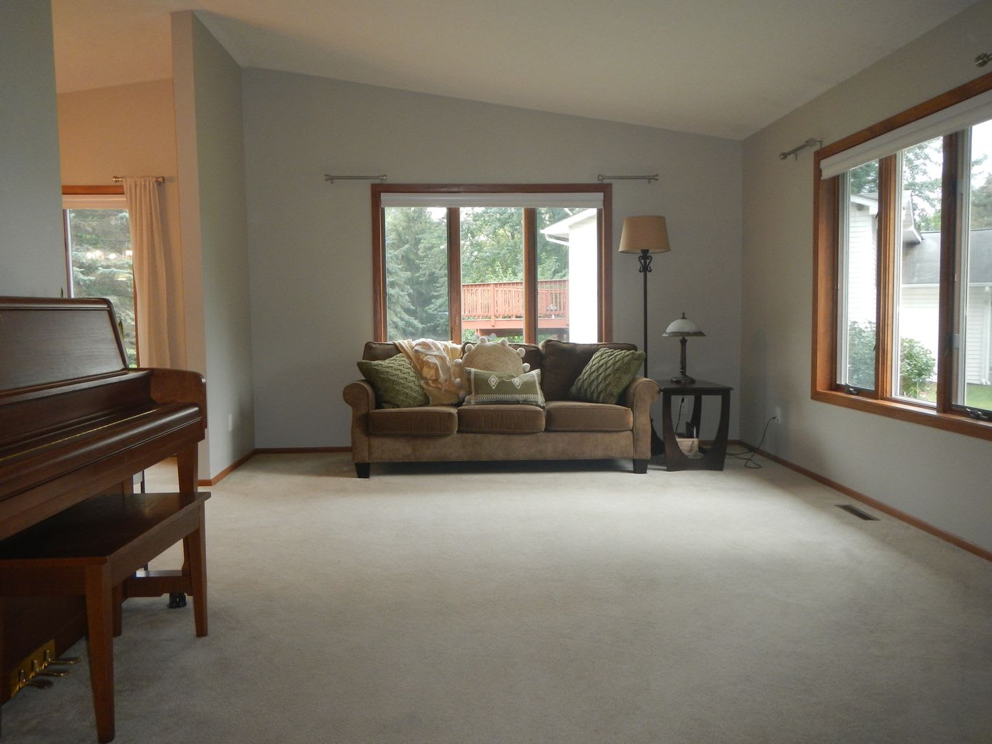 Spacious 3-Bedroom Home in Hudson – photo 3