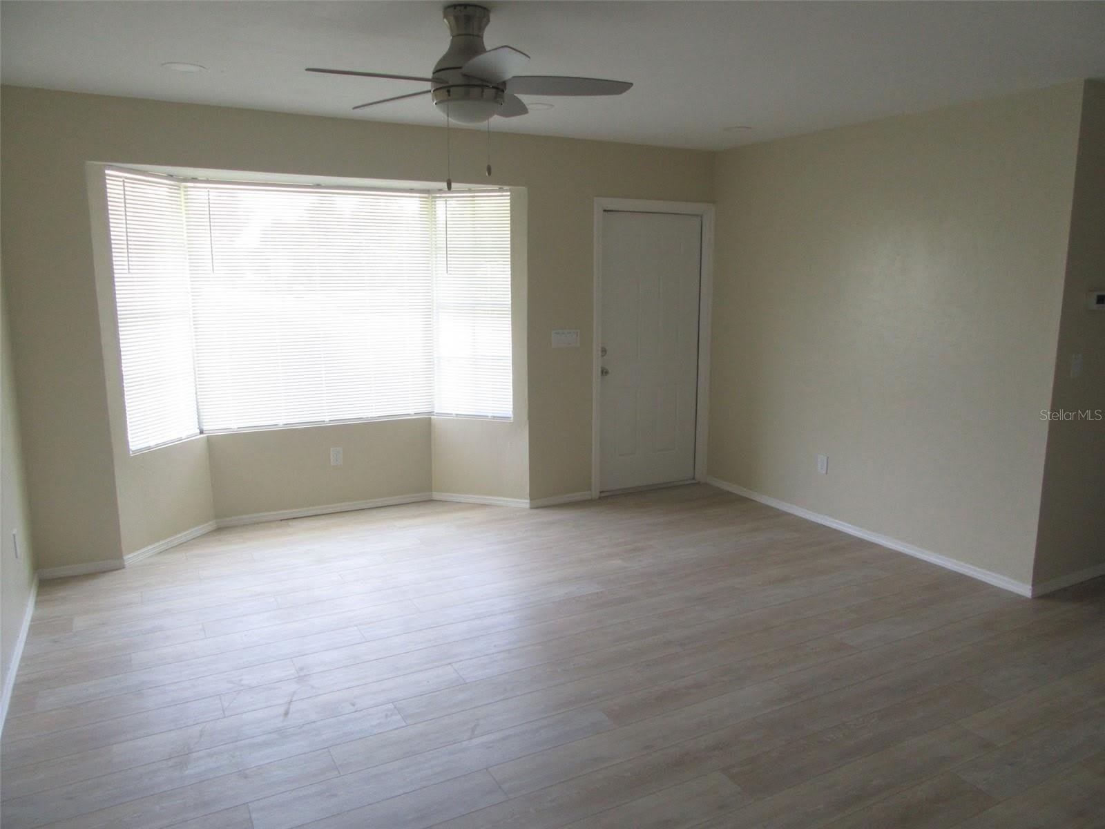 23029 ALABASTER Avenue – photo 2