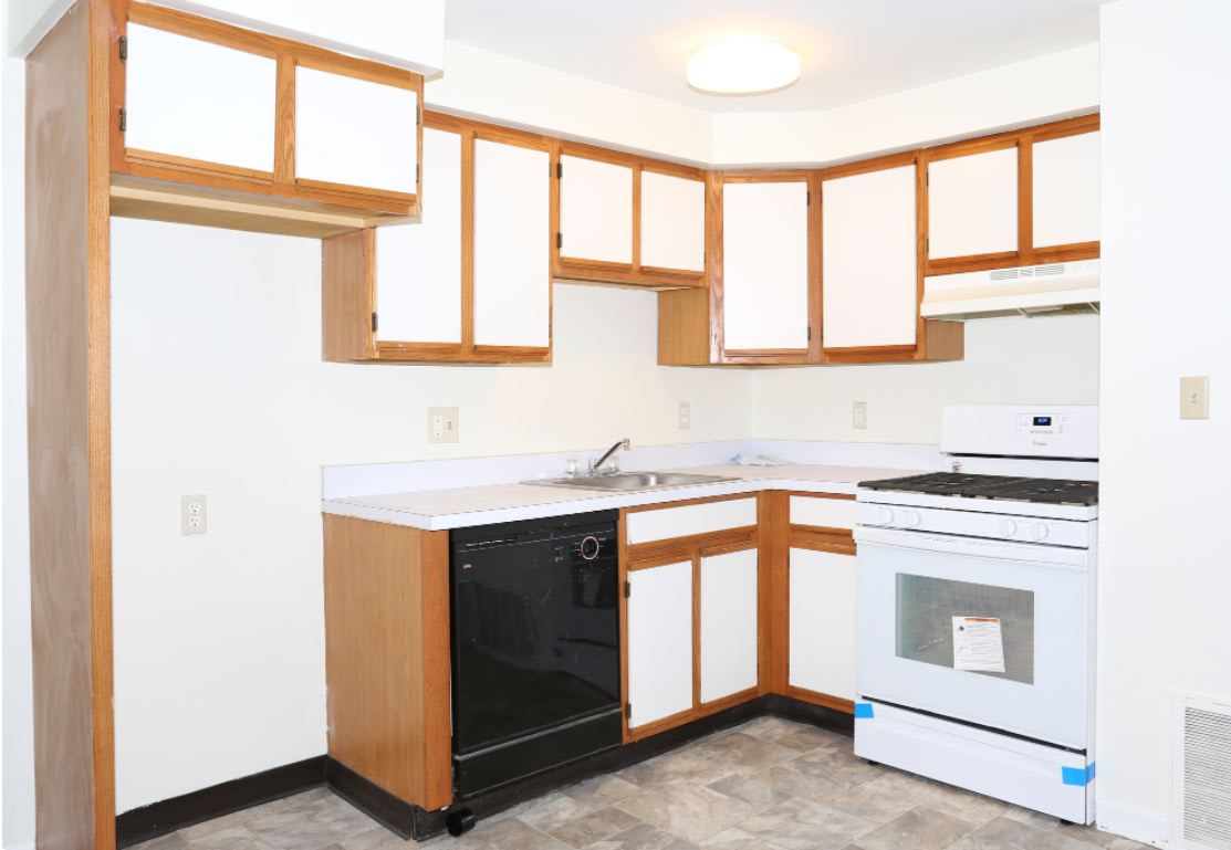 Manhattan Square Apartments – photo 4