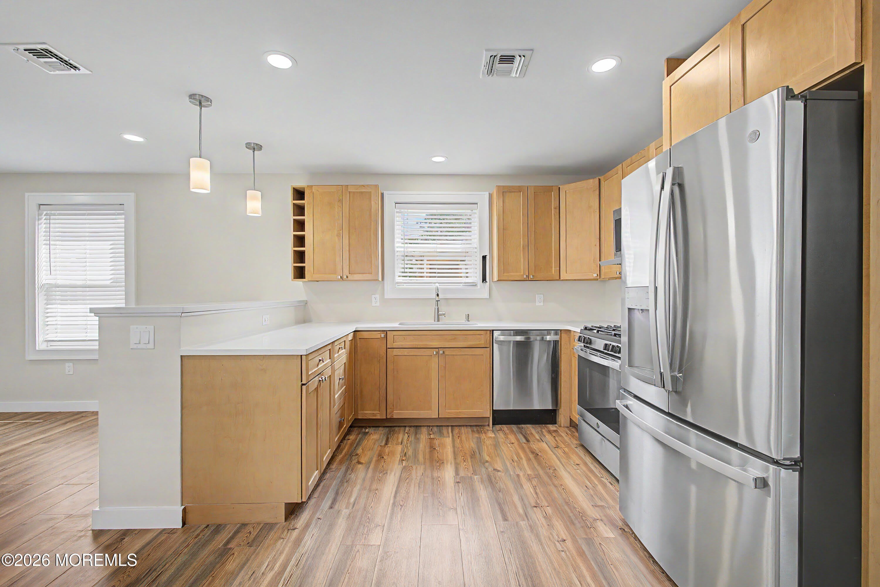 152 Center Avenue – photo 2