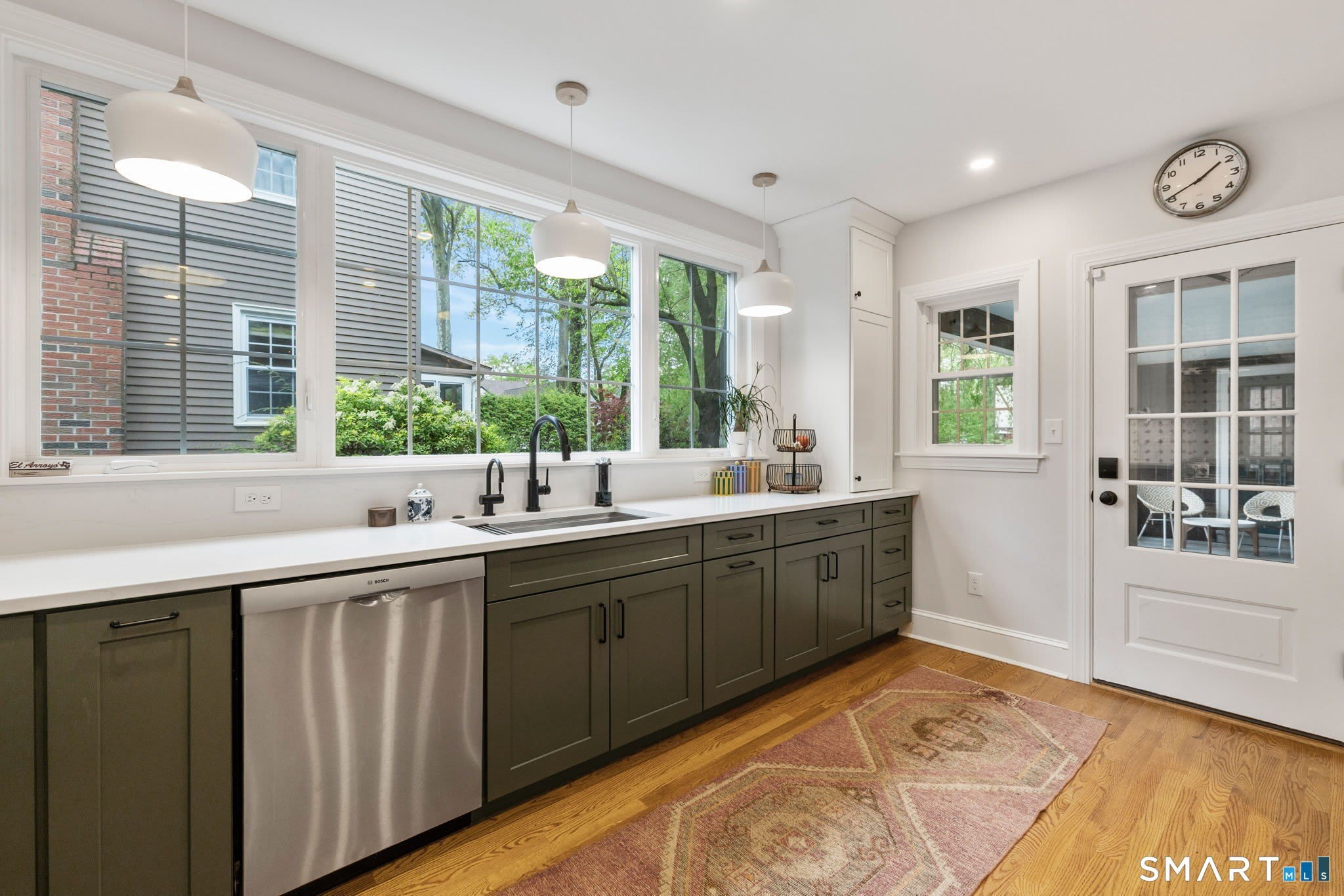 400 Quaker Lane N – photo 4