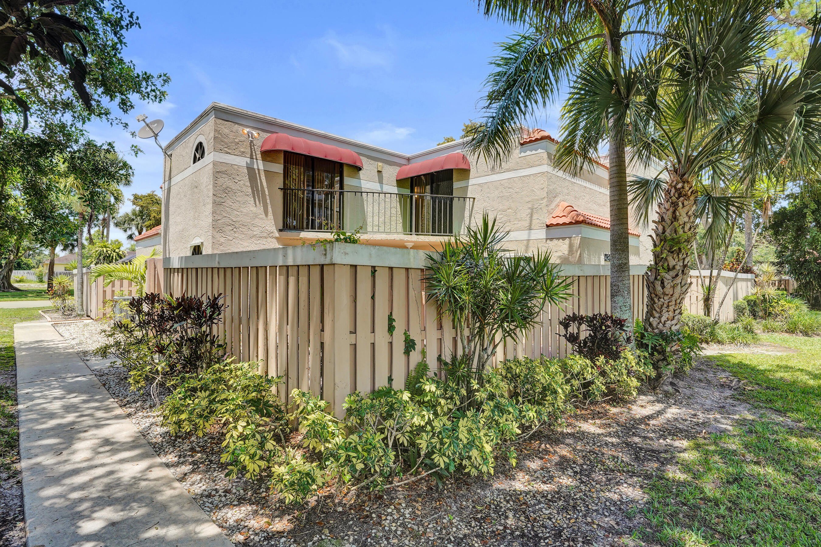 4260 Village Drive – photo 1