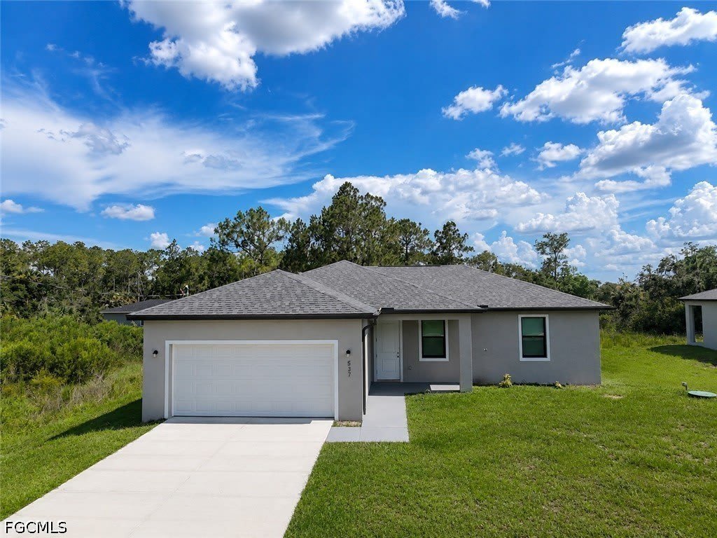 537 GREENBRIAR Boulevard – photo 1