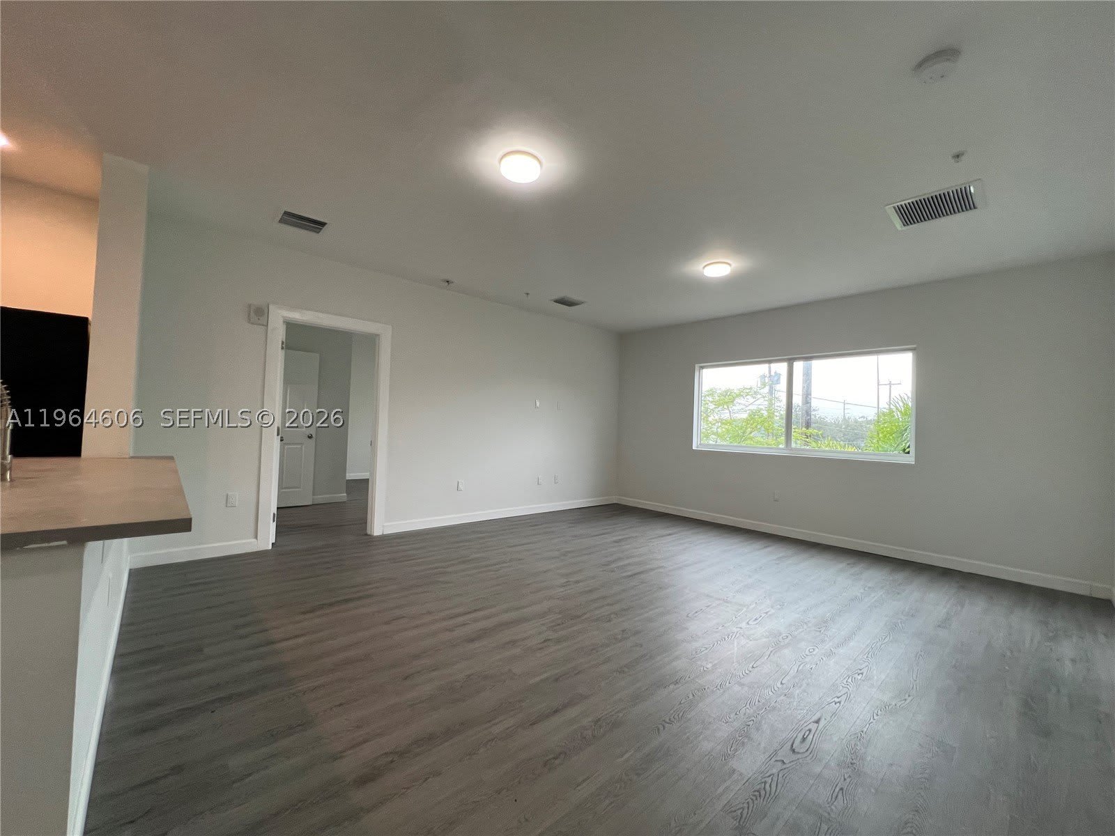 2311 NW 22nd Ave – photo 5