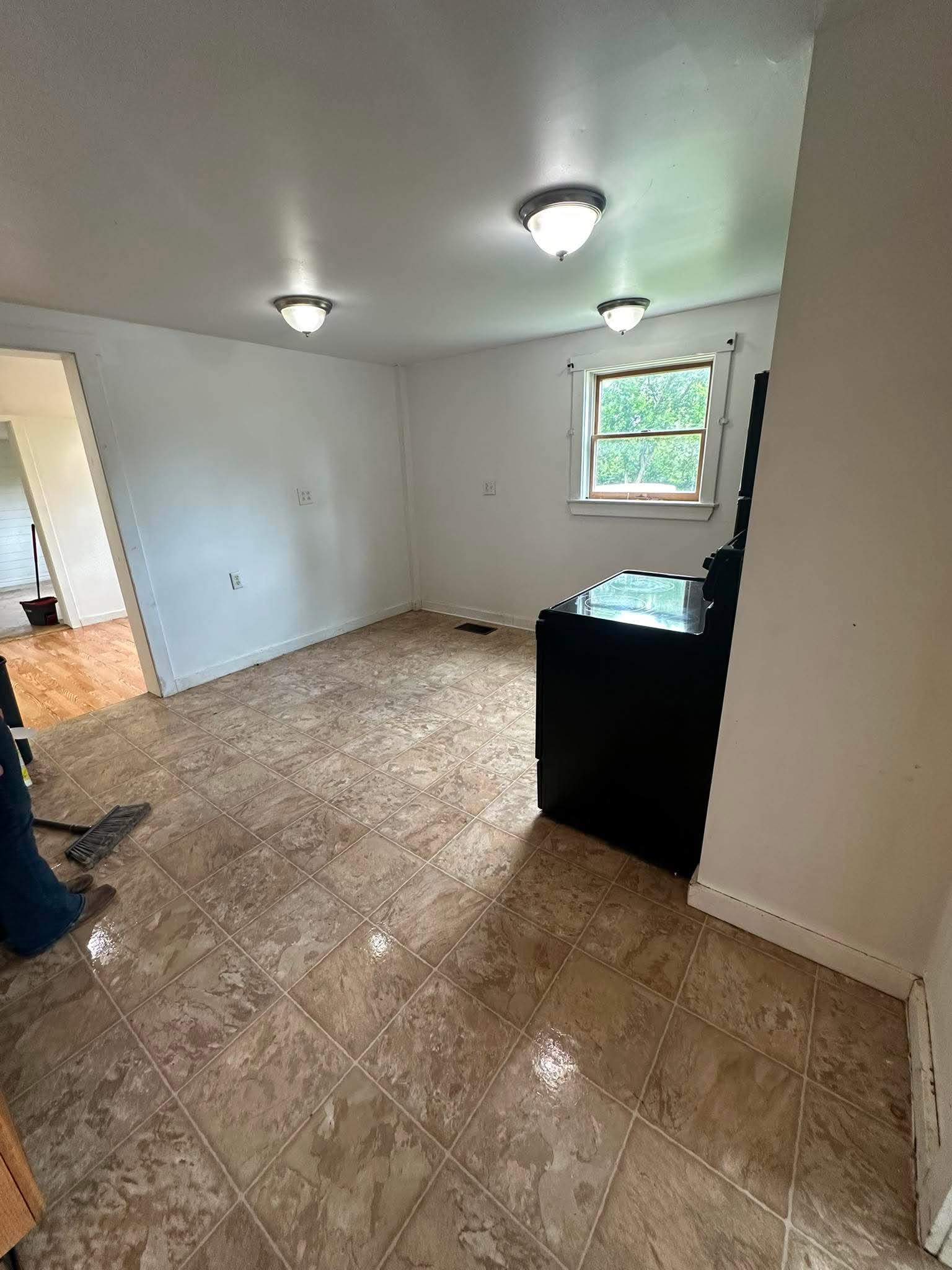 18 Exeter Road – photo 3