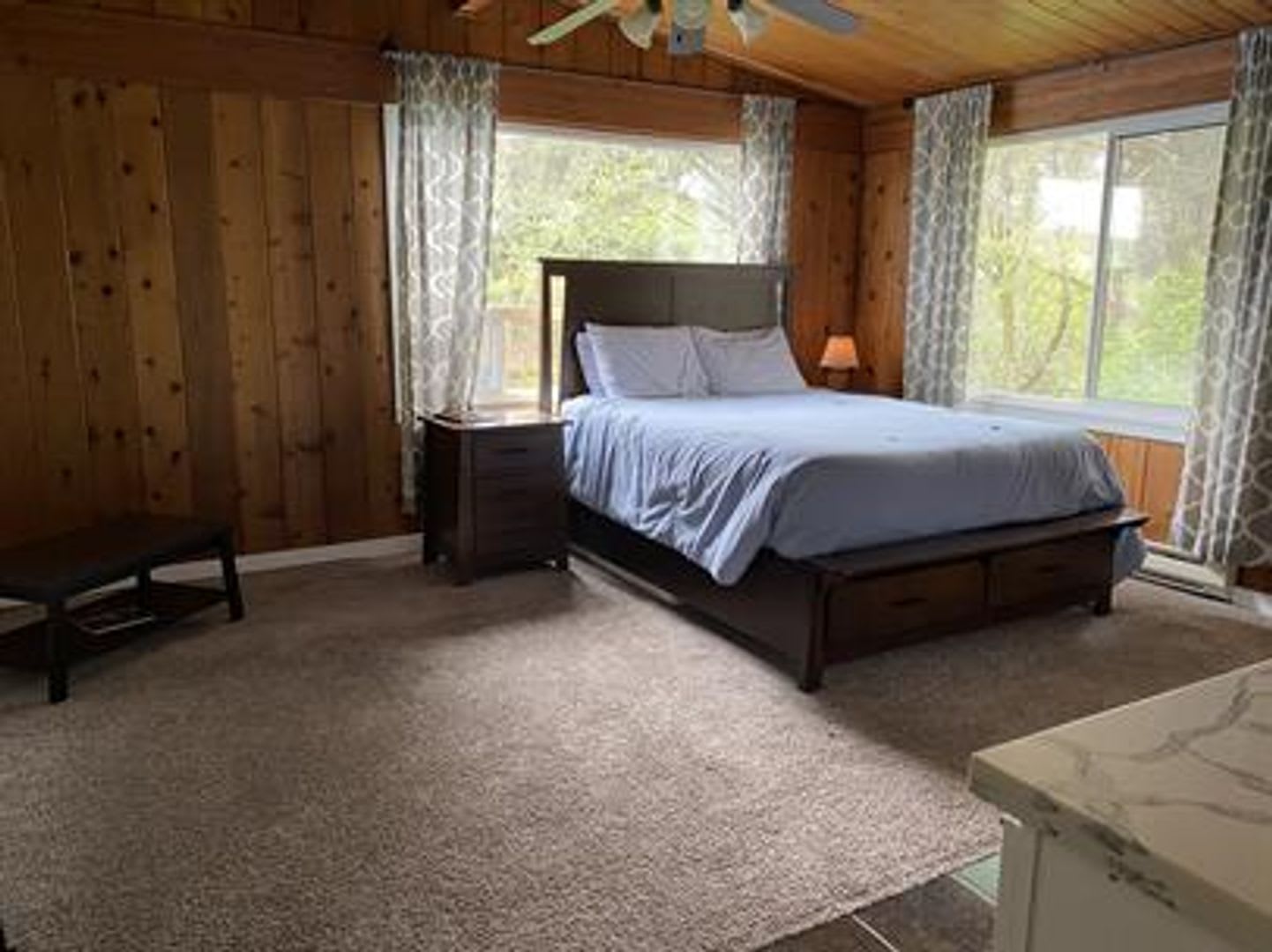 Small Studio Condo, Partially Furnished, Located in Town! – photo 3
