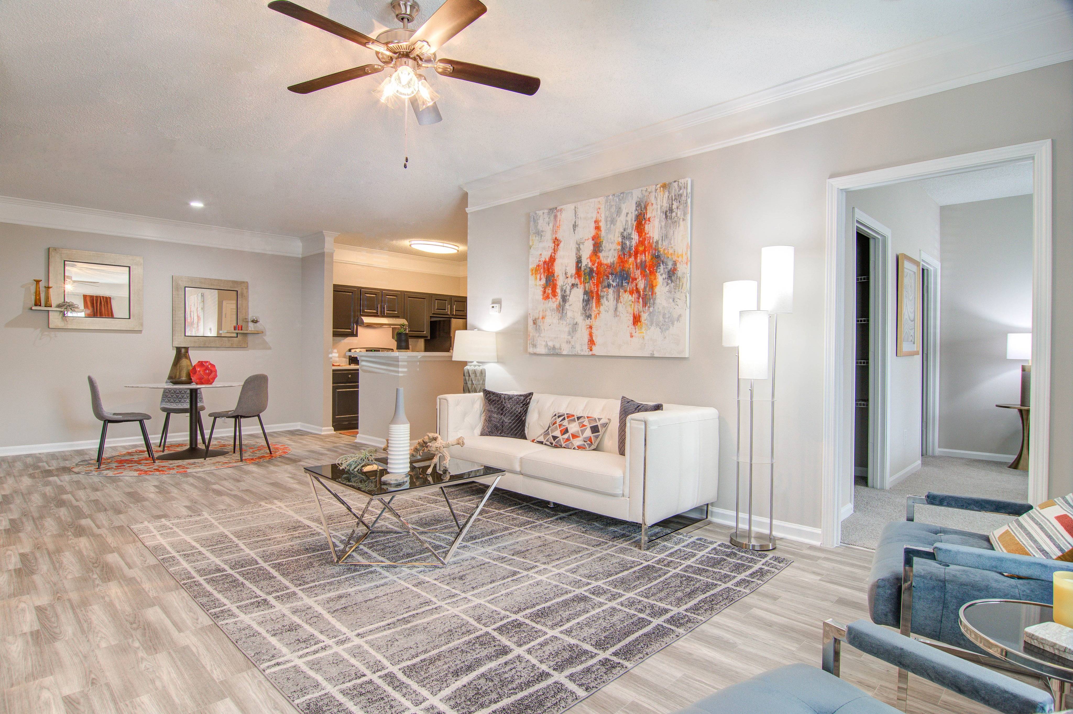 Waterford Landing Apartments – photo 1